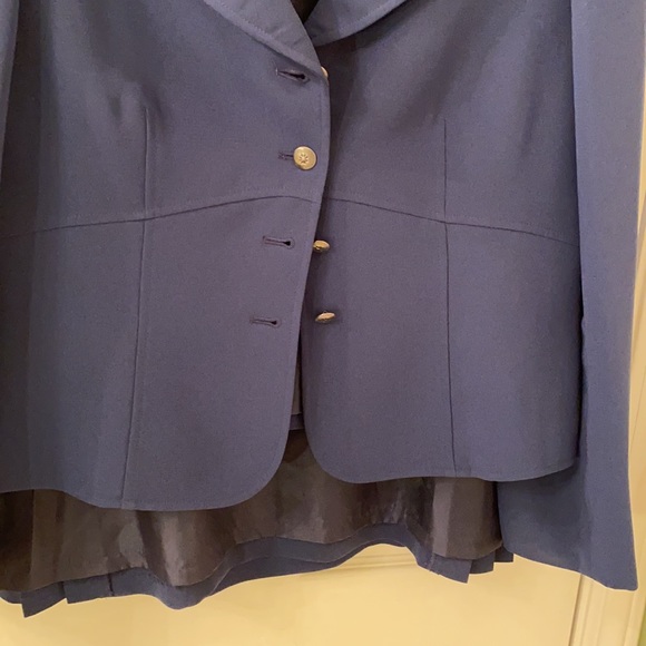 STRESA ASL DUSK BLUE  2 Piece jacket and skirt uniquely designed for business. - Picture 10 of 10